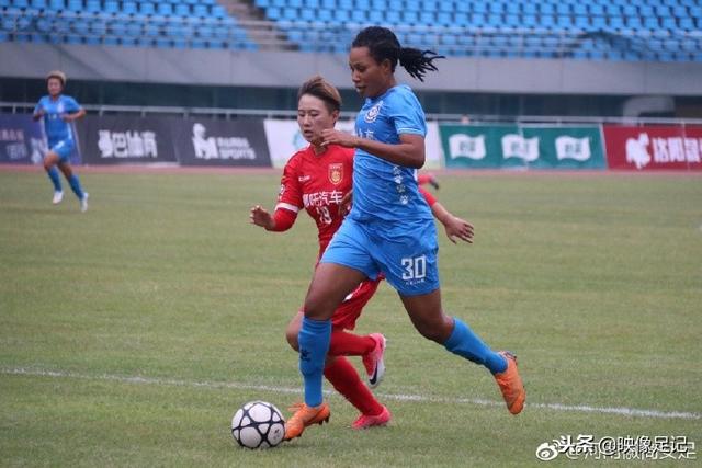欧文感谢中国球迷支持 期待明年再度归来